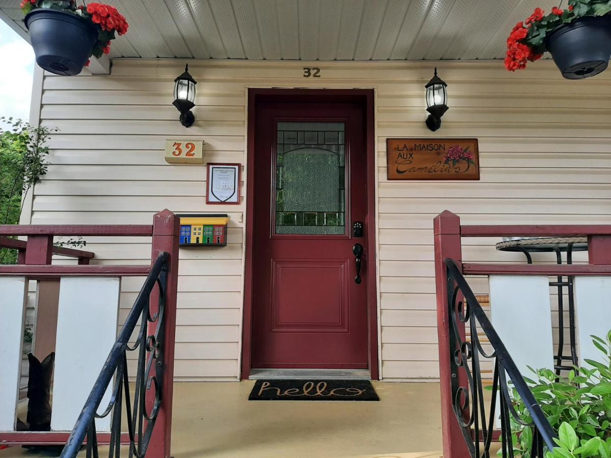 La Maison Aux Camelias Bed and Breakfast Coaticook Exterior foto